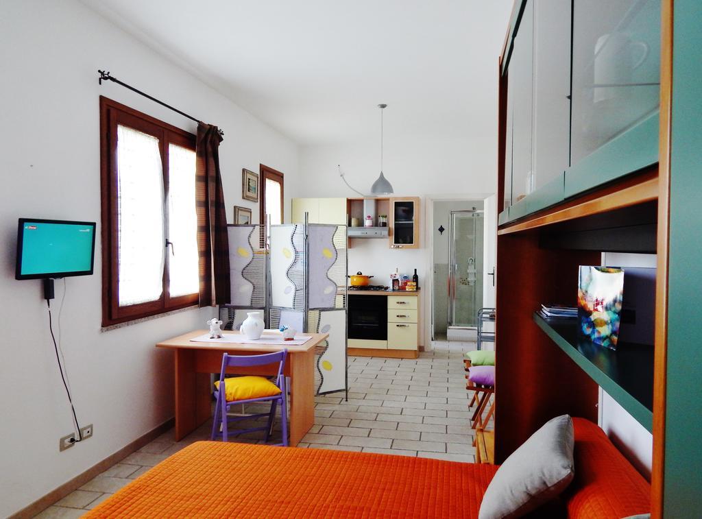 Lovely Studio In Pula Habitación foto