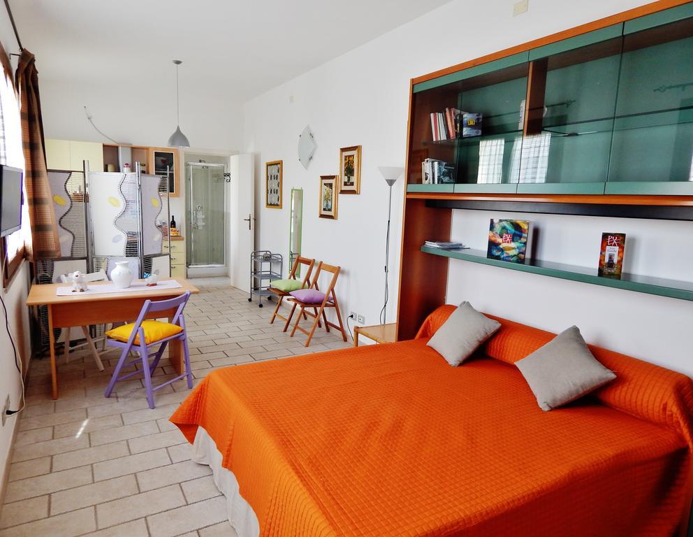 Lovely Studio In Pula Habitación foto
